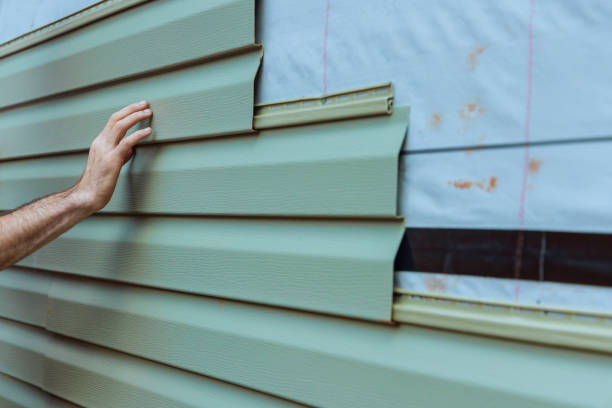 Storm Damage Siding Repair in Maywood, CA